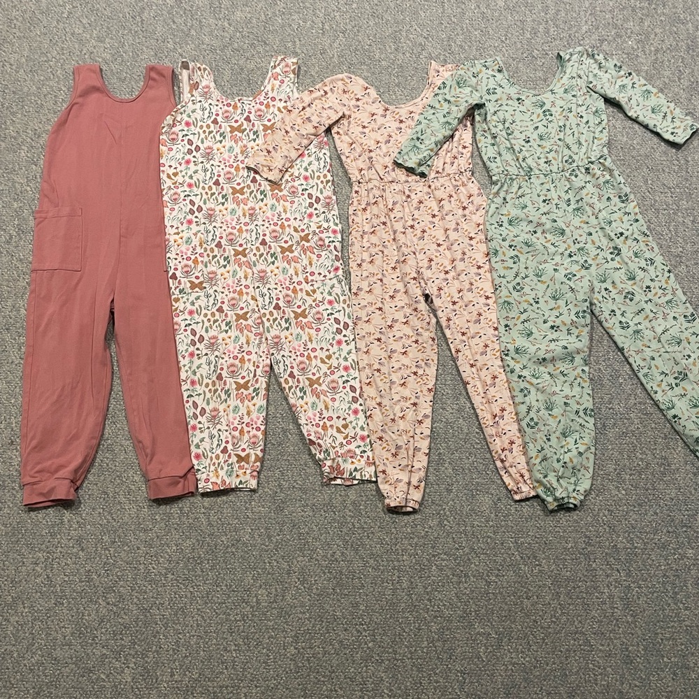 Alice + Ames jumper lot